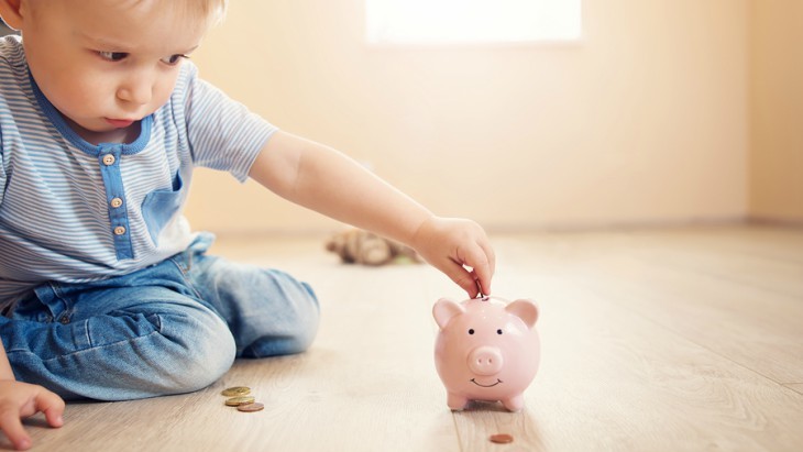 The Current Top 4 Bank Accounts for Kids_Piggy Banks